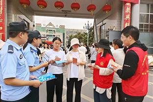 媒体人：裁判报告从每场一出到胶着场次才出 再到如今彻底消失